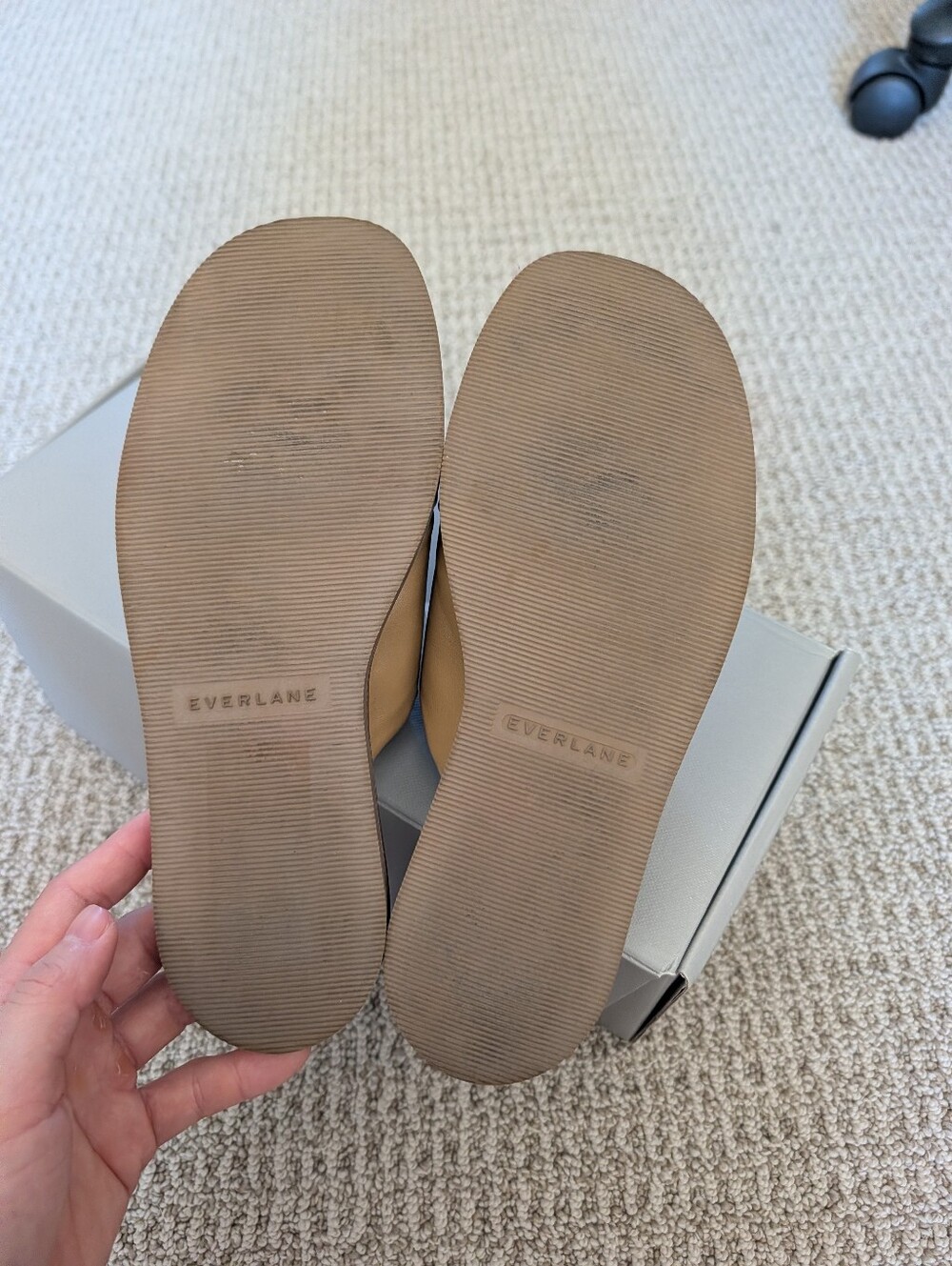 Everlane Crossover Leather Sandal, Taupe, 5.5 - Picture 3 of 4